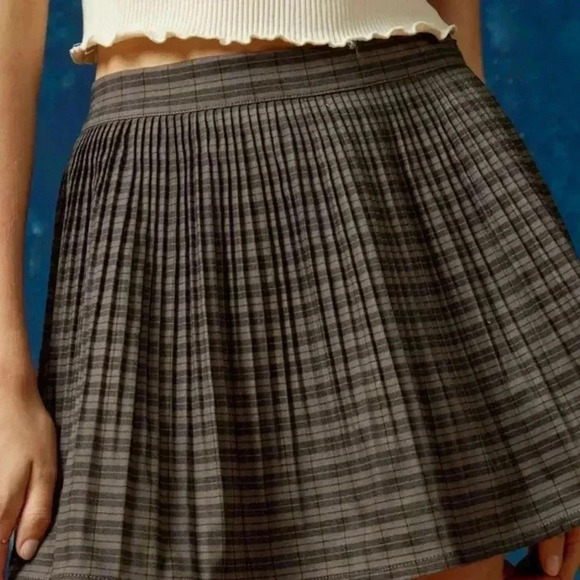 ❤️ BDG Pennie Pleated Mini Skirt XS - Picture 2 of 11